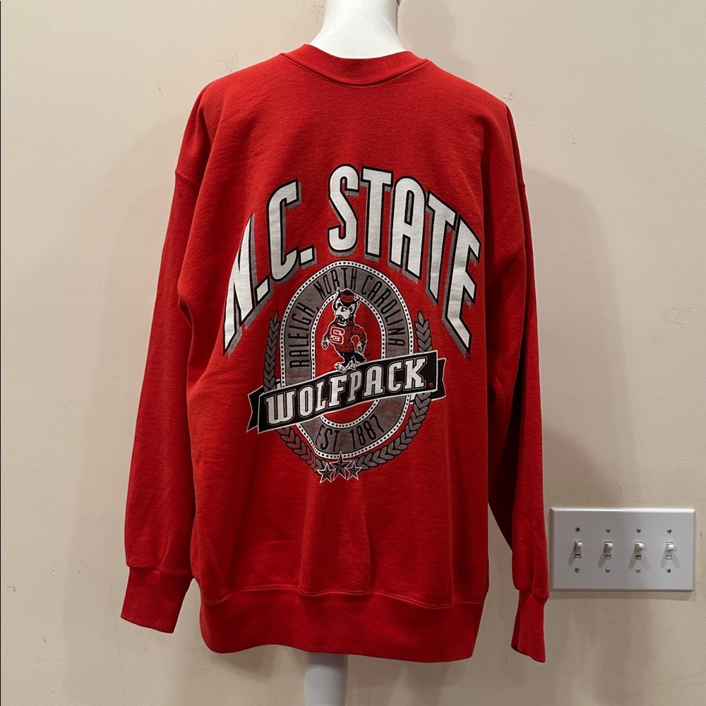 NC STATE‎ Wolfpack crewneck sweatshirt red XL Nutmeg Mills